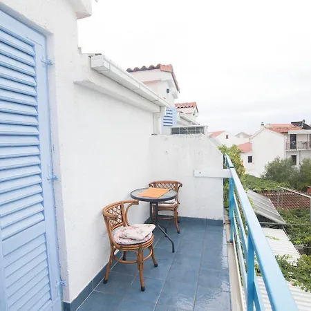 Blue Apartament Sućuraj